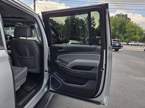Used 2015 Chevrolet Suburban LT AWD/4WD image 20