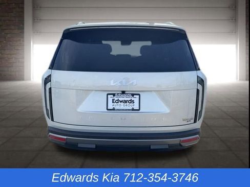 New 2027 Kia Telluride S image 10