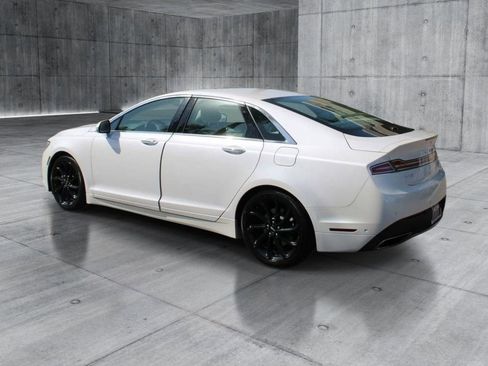 Used 2020 Lincoln MKZ Reserve w/ Monochromatic Package image 3