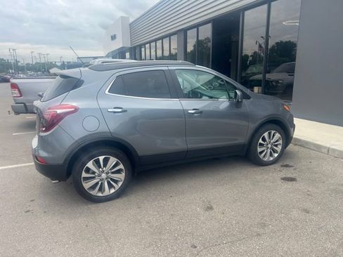 Used 2020 Buick Encore Preferred FWD image 3