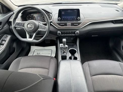 Certified 2024 Nissan Altima 2.5 SV FWD image 33