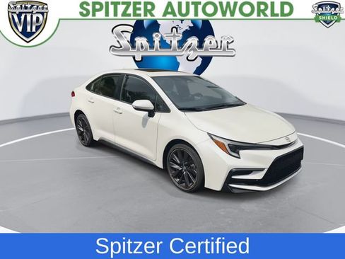 Used 2023 Toyota Corolla SE w/ SE Premium Package FWD image 2
