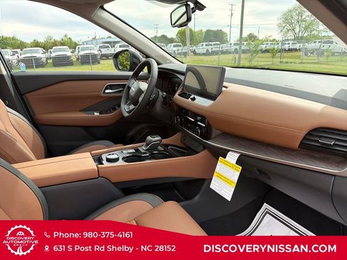 New 2026 Nissan Rogue Platinum AWD/4WD image 42