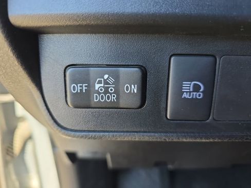 Used 2023 Toyota Tacoma SR5 image 24