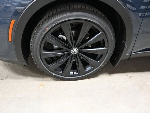 New 2026 Toyota Crown Nightshade image 31