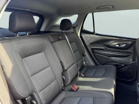 Used 2024 GMC Terrain SLE FWD image 45