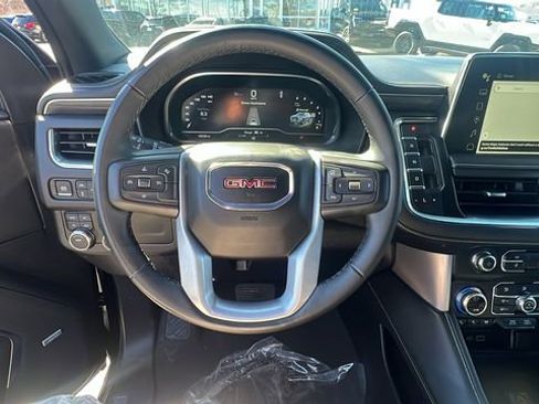 Certified 2024 GMC Yukon SLT AWD/4WD image 19