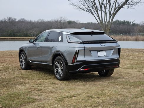 New 2026 Cadillac Lyriq Premium Luxury image 4