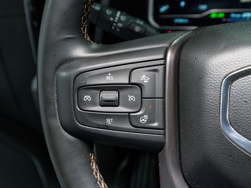 Used 2024 GMC Sierra 2500 AT4 w/ AT4 Premium Plus Package image 32