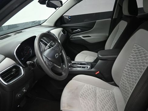 Used 2020 Chevrolet Equinox LS FWD image 11