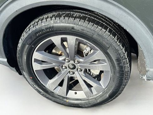 Certified 2022 Ford Explorer XLT w/ Equipment Group 202A image 35