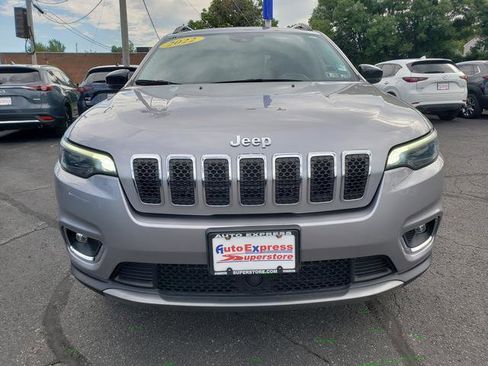 Used 2022 Jeep Cherokee Limited image 2