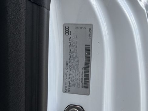 Used 2013 Audi RS 5 4.2 w/ Audi MMI Navigation Plus Pkg image 23