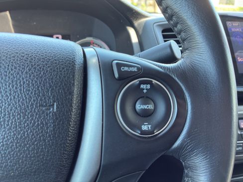 Used 2017 Honda Ridgeline RTL-T image 33