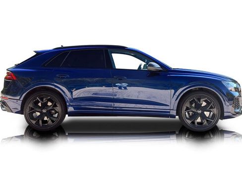 Used 2021 Audi RS Q8 AWD/4WD image 2