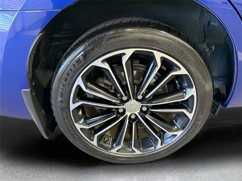Used 2014 Toyota Corolla S image 36