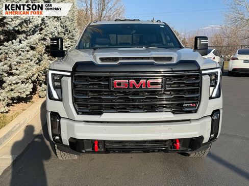 Used 2024 GMC Sierra 3500 AT4 w/ AT4 Premium Plus Package image 2