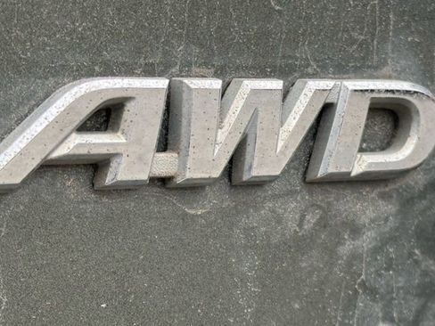 Used 2018 Toyota Highlander Limited image 13