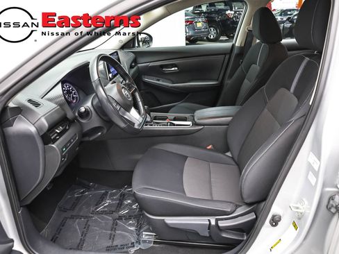 Used 2022 Nissan Sentra SV FWD image 14