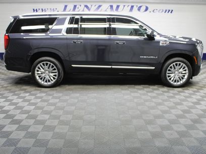 Used 2025 GMC Yukon XL Denali