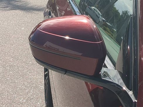 New 2026 BMW 740i xDrive w/ Premium Package image 12