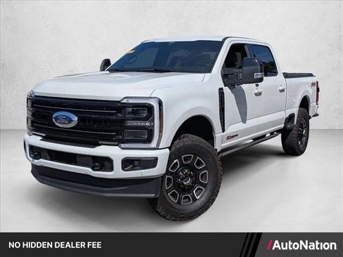 Used 2025 Ford F250 Platinum AWD/4WD image 1