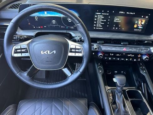 Used 2025 Kia Telluride SX Prestige X-Pro AWD/4WD image 16