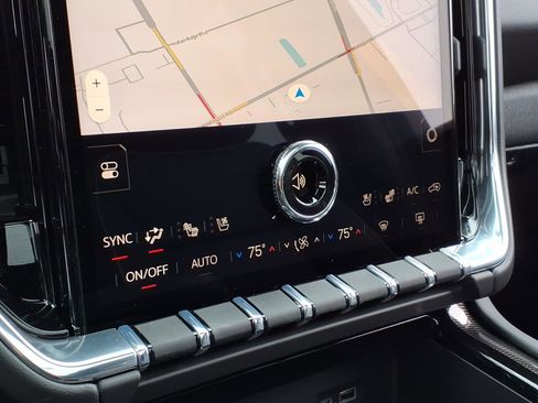 New 2026 GMC Yukon XL Elevation image 20