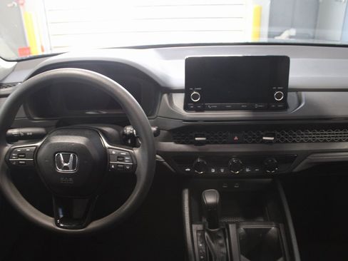 Used 2025 Honda Accord SE image 21