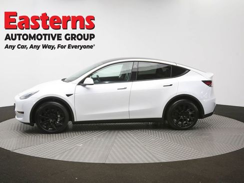 Used 2021 Tesla Model Y Long Range AWD/4WD image 54