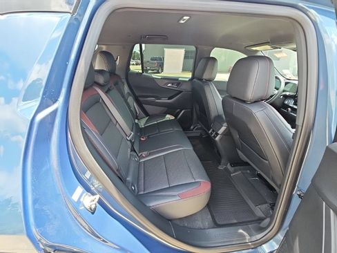 Used 2026 Chevrolet Equinox RS FWD image 18