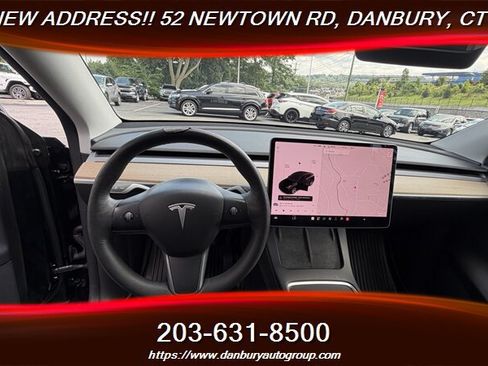 Used 2022 Tesla Model Y Long Range AWD/4WD image 17