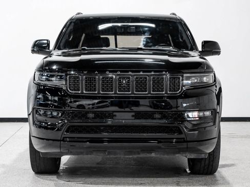 Used 2022 Jeep Grand Wagoneer Series II image 3