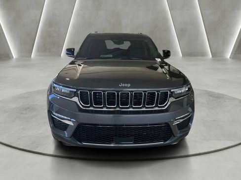 Used 2023 Jeep Grand Cherokee 4WD 4xe image 2