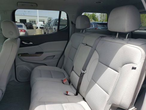 Used 2020 GMC Acadia SLE w/ Driver Convenience Package FWD image 26