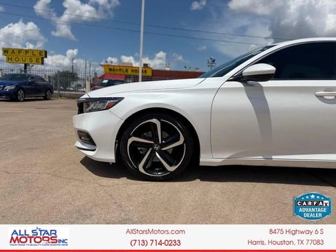 Used 2019 Honda Accord Sport image 5