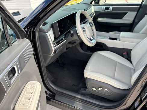 Used 2026 Hyundai Santa Fe SEL FWD image 19