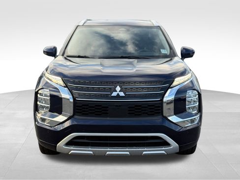 Used 2022 Mitsubishi Outlander SEL image 2