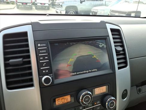 Used 2021 Nissan Frontier SV w/ Midnight Edition Floor Mats RWD image 24
