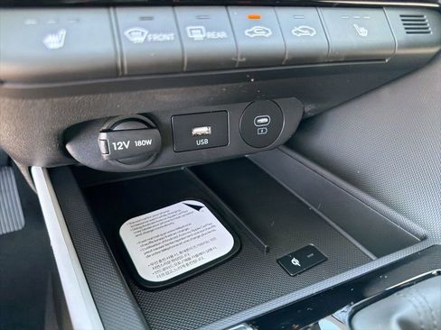 New 2026 Hyundai Elantra Limited FWD image 27