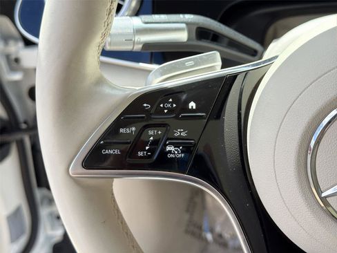 Used 2023 Mercedes-Benz EQS 580 4MATIC Sedan image 34