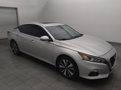 Used 2020 Nissan Altima 2.5 SV AWD/4WD image 11