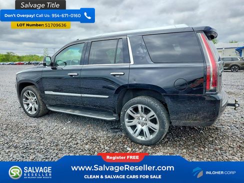 Used 2016 Cadillac Escalade Luxury AWD/4WD image 3