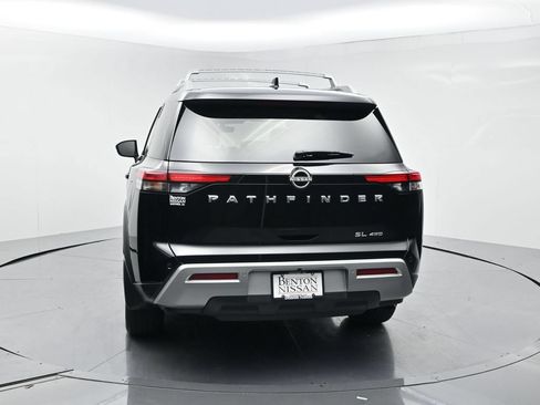 Used 2025 Nissan Pathfinder SL AWD/4WD image 19