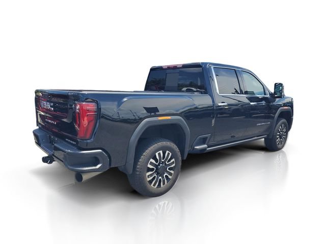 Used 2026 GMC Sierra 3500 Denali Ultimate AWD/4WD image 4