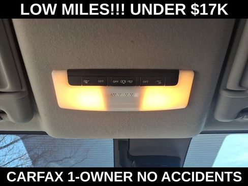 Used 2024 Nissan Versa S w/ S Plus Package image 25