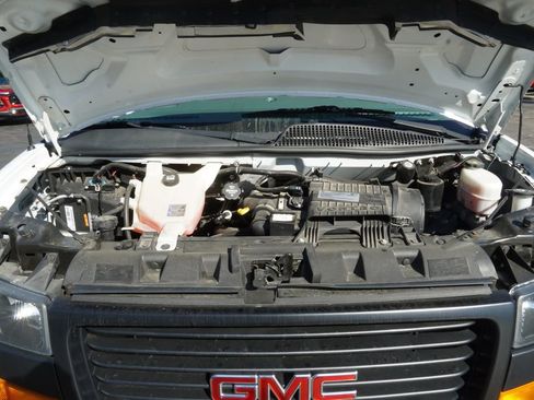 Used 2020 GMC Savana 3500 w/ Power Convenience Package RWD image 23