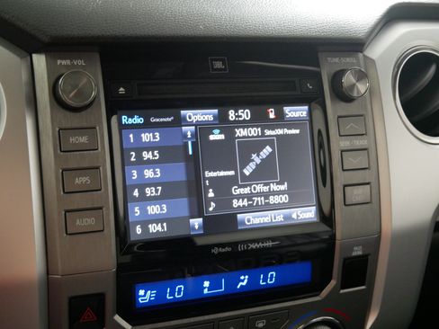 Used 2019 Toyota Tundra Platinum AWD/4WD image 22