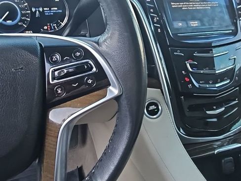 Used 2019 Cadillac Escalade 2WD image 14