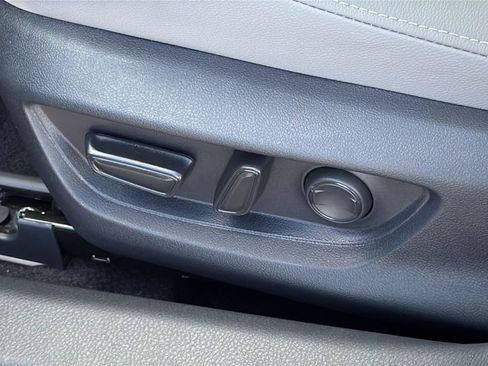 New 2026 Toyota Camry SE image 32